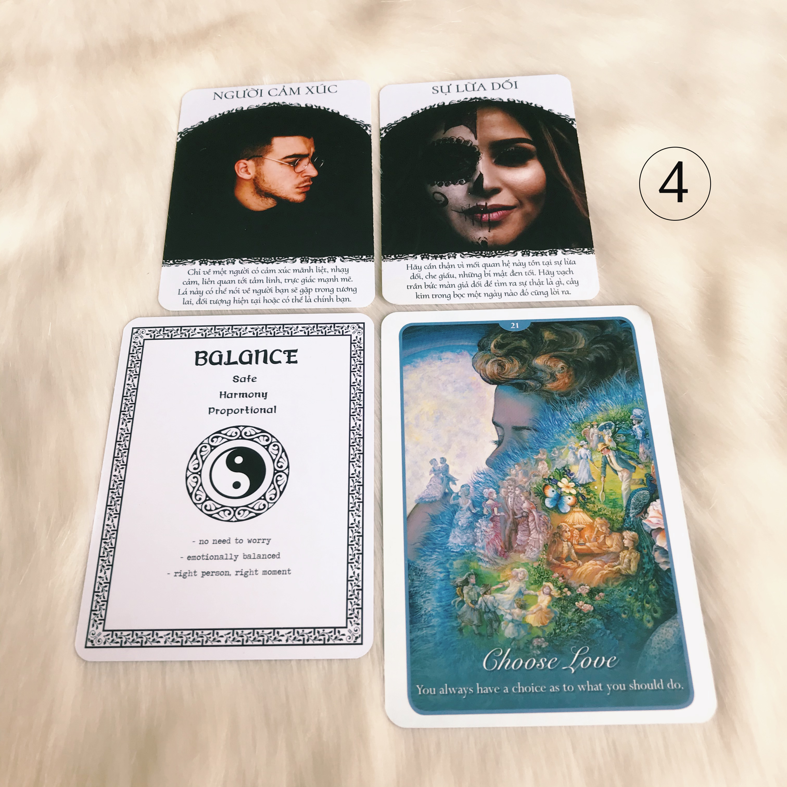 Rút Bài Oracle: Niềm Vui Đêm Giáng Sinh – Ai Đang Đến Với Bạn?